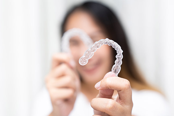 Who Is A Candidate For Clear Aligners?